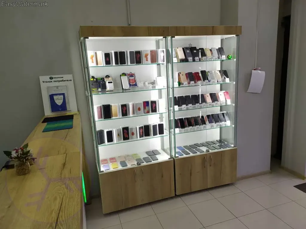 Торговое оборудование магазина Miraphone