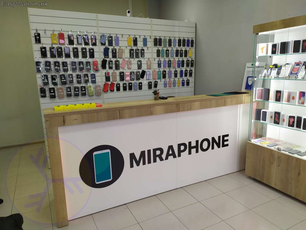 Торговое оборудование магазина Miraphone